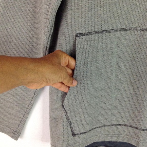 Under Amour Men's Sweater Gray Loose Fit Hoodie Lightweight Pullover Size M - Picture 4 of 9